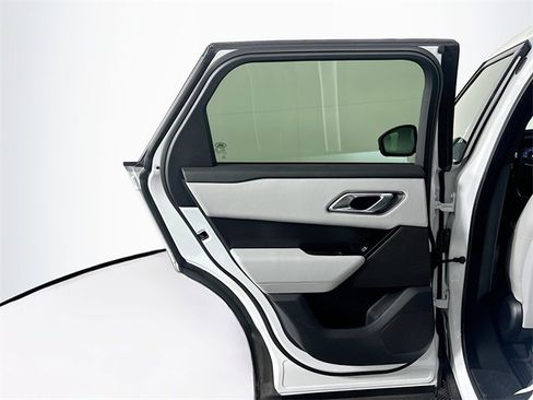 Used 2026 Land Rover Range Rover Velar Dynamic SE image 23
