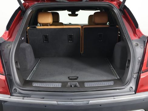 Used 2020 Cadillac XT5 Premium Luxury image 21