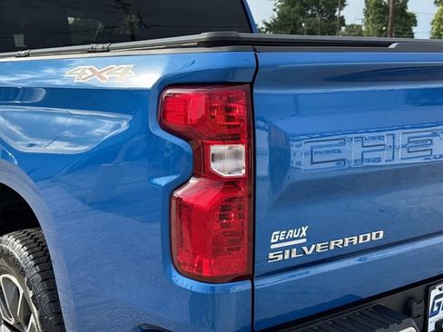 Used 2023 Chevrolet Silverado 1500 LT AWD/4WD image 14