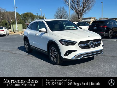 Certified 2026 Mercedes-Benz GLA 250 4MATIC image 1