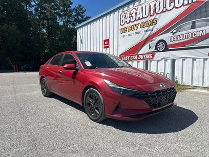 Used 2021 Hyundai Elantra SEL w/ Convenience Package