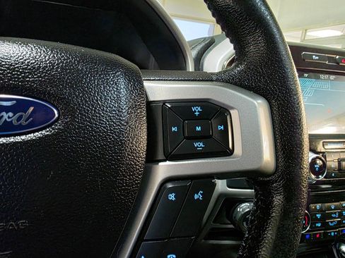 Used 2016 Ford F150 Lariat w/ Equipment Group 502A Luxury image 28