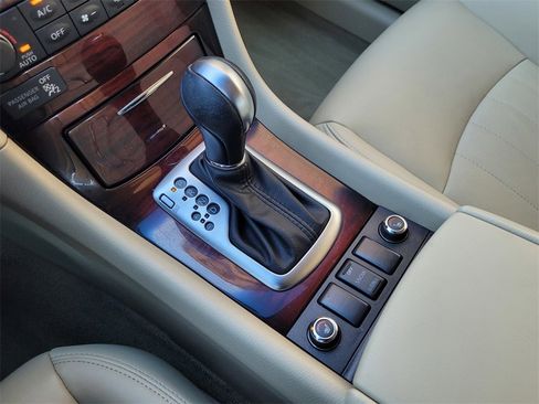 Used 2017 INFINITI QX50 AWD w/ Premium Plus Package image 19