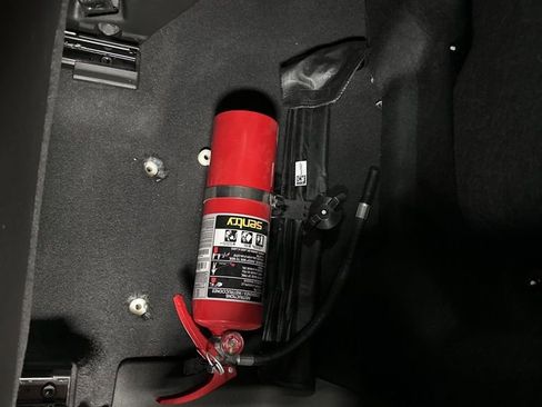 Used 2025 Chevrolet Silverado 1500 W/T w/ WT Value Package image 31