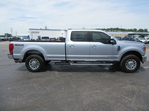 Used 2022 Ford F350 XLT w/ XLT Premium Package AWD/4WD image 4