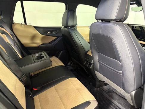 Used 2026 Chevrolet Equinox ACTIV w/ Convenience Package III image 20