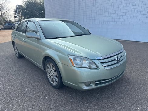 Used 2007 Toyota Avalon Limited image 1