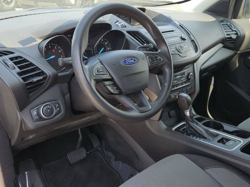 Used 2017 Ford Escape SE FWD image 25