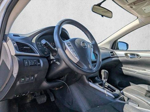 Used 2017 Nissan Sentra S image 10