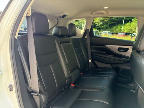 Used 2023 Nissan Murano SV FWD image 18