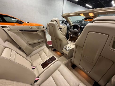 Used 2011 Mercedes-Benz E 350 Cabriolet image 27