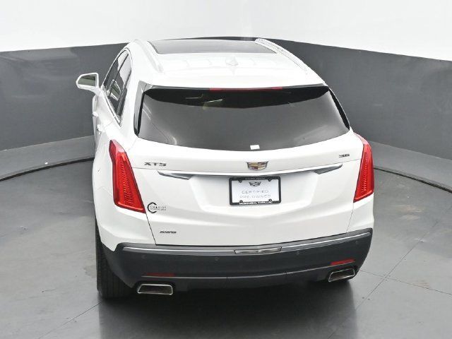 Used 2017 Cadillac XT5 Luxury w/ Driver Awareness Package AWD/4WD image 40
