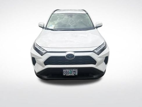 Used 2024 Toyota RAV4 LE AWD/4WD image 7