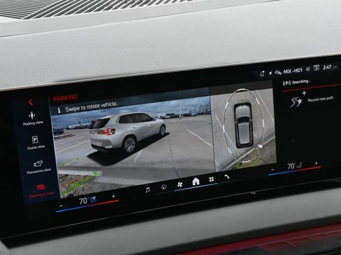 Certified 2025 BMW X3 xDrive30i w/ Premium Package image 32