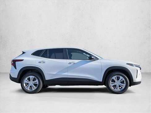 New 2026 Chevrolet Trax LS image 4