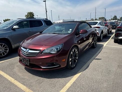 Used 2019 Buick Cascada Premium FWD image 2