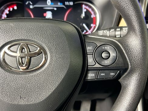 Used 2025 Toyota RAV4 XLE w/ Convenience Package FWD image 19