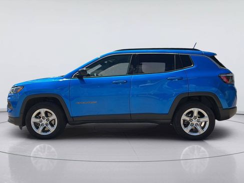 Used 2024 Jeep Compass Latitude AWD/4WD image 7