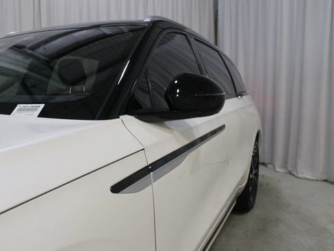 New 2026 Lincoln Nautilus Reserve AWD/4WD image 37