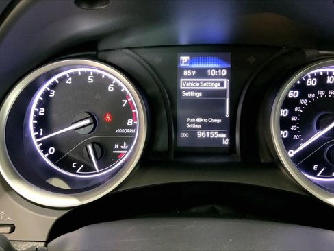 Used 2022 Toyota Camry LE FWD image 23