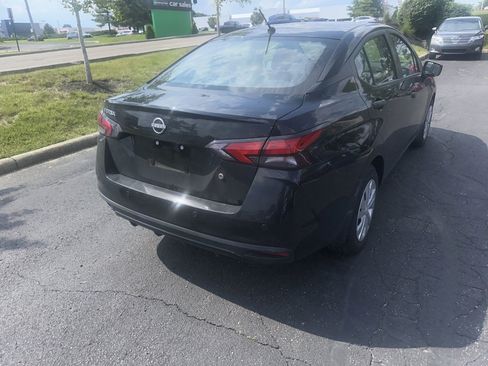 Used 2023 Nissan Versa S FWD image 16