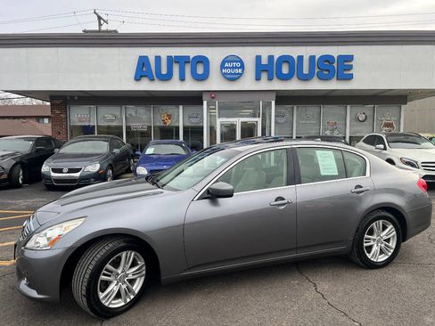Used 2012 INFINITI G37 x w/ Premium Pkg image 7