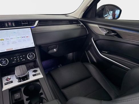 Used 2023 Jaguar F-PACE S image 25