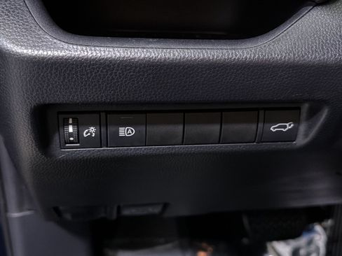 Used 2019 Toyota RAV4 XLE Premium w/ All Weather Liner Package AWD/4WD image 28