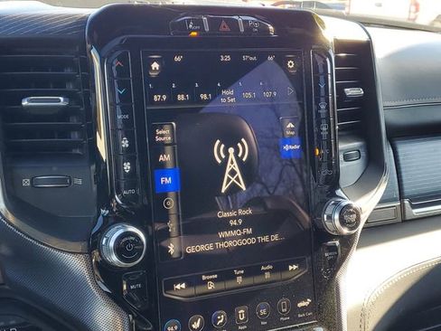 Used 2019 RAM 1500 Limited AWD/4WD image 25