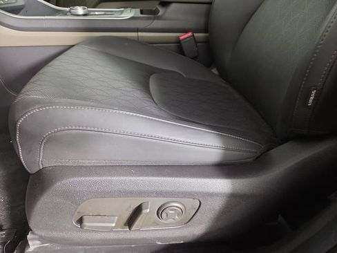 Certified 2026 Kia Carnival LXS FWD image 29