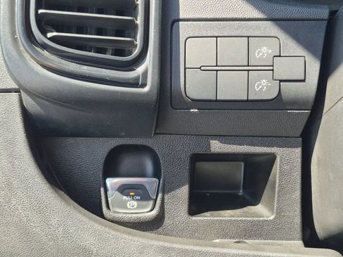 Used 2023 RAM ProMaster 2500 FWD image 9
