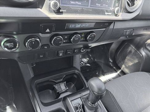 Used 2023 Toyota Tacoma TRD Off-Road w/ Black Out Package (TMS) AWD/4WD image 15