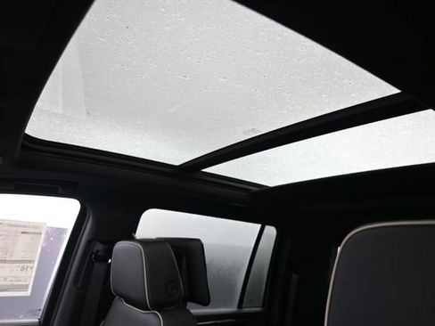 New 2026 Chevrolet Suburban Premier AWD/4WD image 22