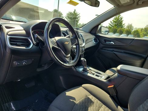 Used 2019 Chevrolet Equinox LT FWD image 19