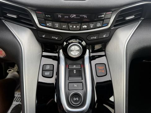 Used 2023 Acura TLX image 35