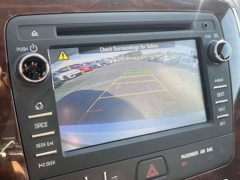 Used 2014 Buick Enclave Leather FWD image 28