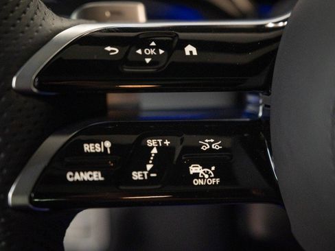 New 2026 Mercedes-Benz GLS 450 4MATIC image 25