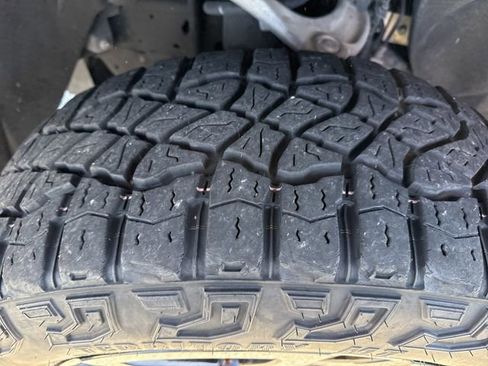 Used 2023 Chevrolet Silverado 1500 Custom Trail Boss image 32