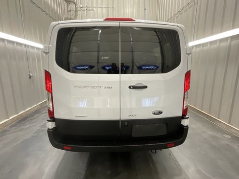 Used 2023 Ford Transit 350 XLT image 21