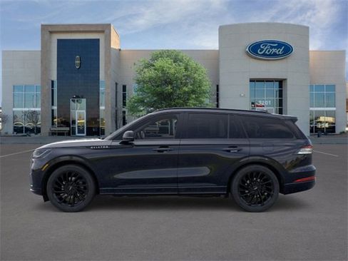New 2026 Lincoln Aviator Reserve image 3