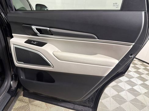Used 2020 Kia Telluride S FWD image 17