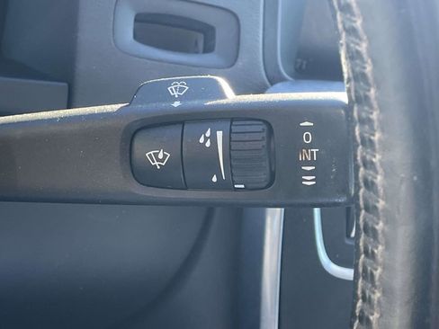 Used 2015 Volvo S60 T6 R-Design image 28