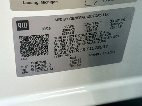 New 2026 Chevrolet Traverse High Country w/ LPO, Floor Liner Package AWD/4WD image 34