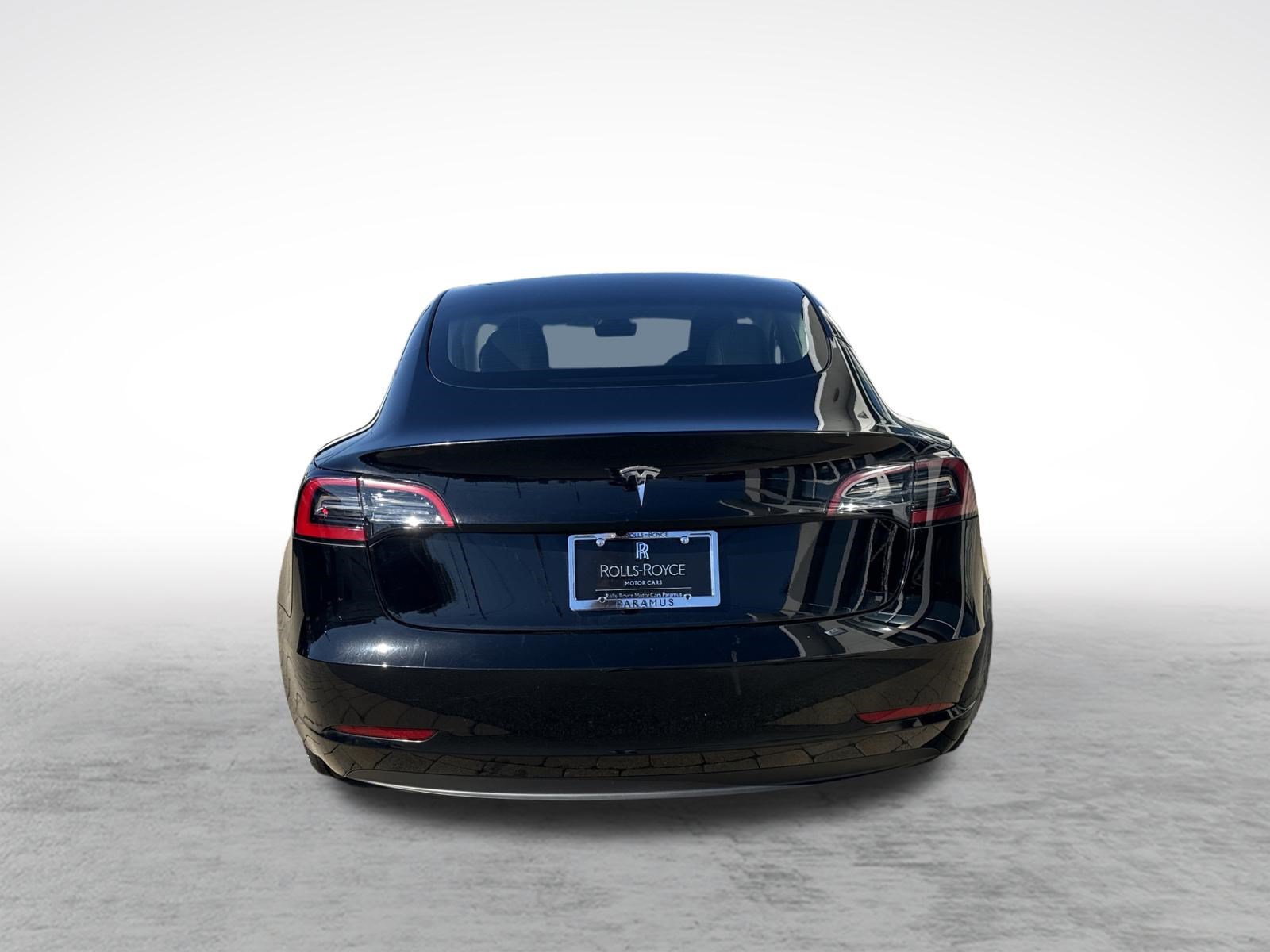 Used 2023 Tesla Model 3 Standard Range RWD image 9
