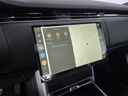 New 2026 Land Rover Range Rover SE image 22