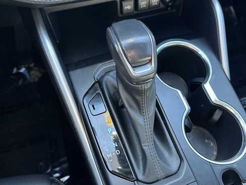 Used 2021 Toyota Highlander XSE image 30