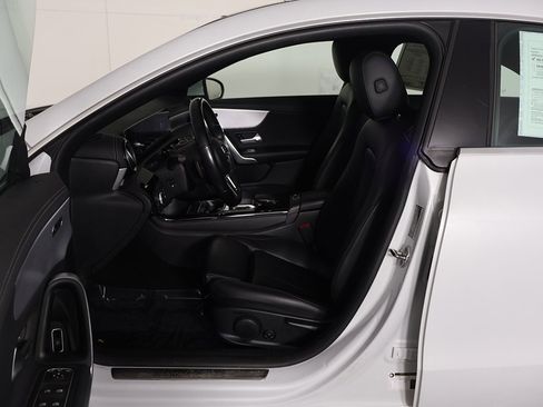 Used 2022 Mercedes-Benz CLA 250 4MATIC w/ Premium Package Lite image 28