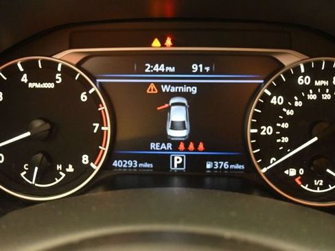 Used 2025 Nissan Altima 2.5 SV FWD image 26