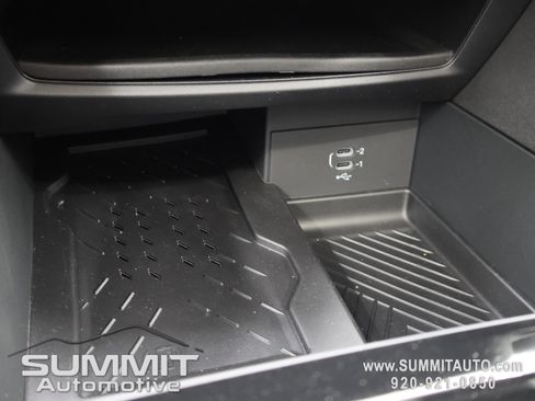 New 2027 Chrysler Pacifica Limited AWD/4WD image 59
