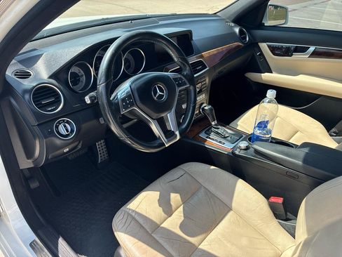 Used 2013 Mercedes-Benz C 300 4MATIC Sedan image 16